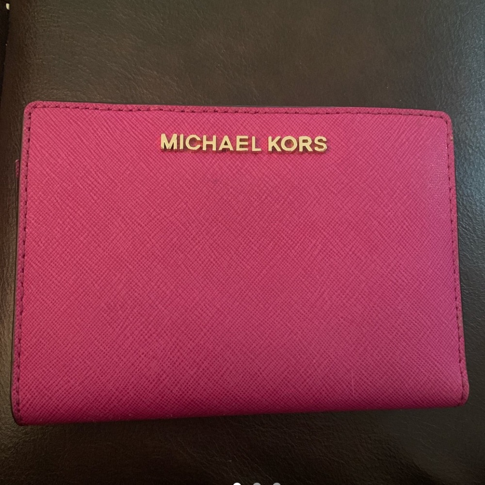 Michael Kors Pink Wallet!